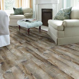 suelo laminado de madera