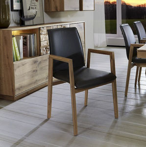 silla contemporánea