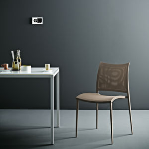 silla moderna / apilable / de nailon / de malla