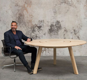 mesa de pícnic contemporánea