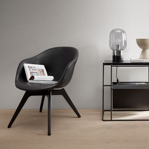 silla de visita de diseño escandinavo