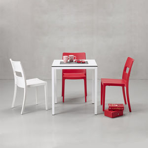 silla contemporánea