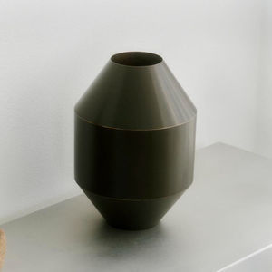 florero contemporáneo