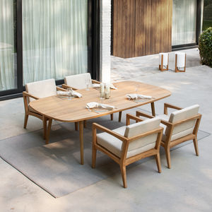 mesa de comedor contemporánea