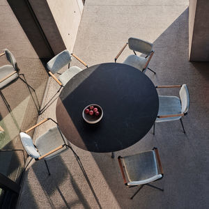 mesa de comedor contemporánea