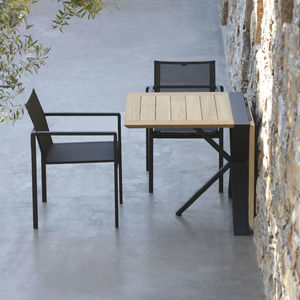 mesa de comedor contemporánea