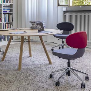 silla de oficina contemporánea