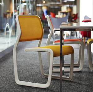 silla contemporánea