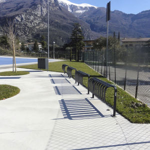 aparcabicis de suelo