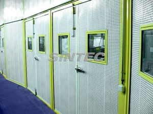 puertas industriales abatibles