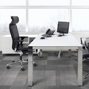 sillón de director contemporáneo