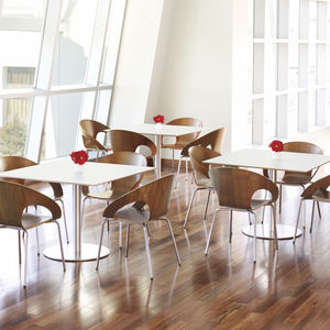 mesa bistró contemporánea