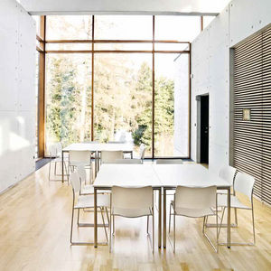 mesa de comedor contemporánea