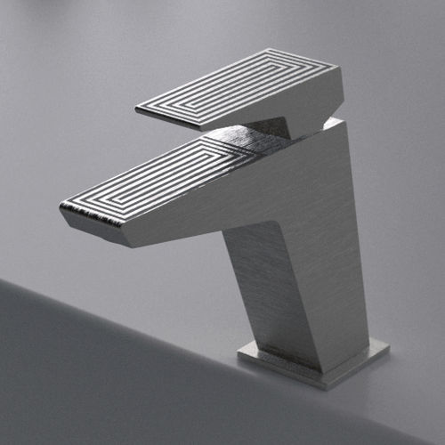 Grifo monomando para lavabo - SP605YR84 - DANIEL RUBINETTERIE - de