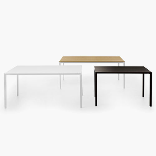 Mesa contemporánea - AER - FANTIN SRL - de madera maciza / de melamina / con base metálica