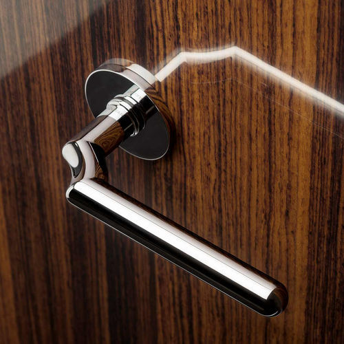 Tirador para puerta - VIRGOLA - OLIVARI - de ventana / de latón / contemporáneo