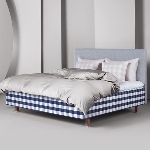 Cama de matrimonio - SUPERIA® - Hästens - contemporánea / tapizada / personalizable