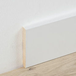 Rodapié blanco - MODERN  - BERRYALLOC - de madera / rectangular