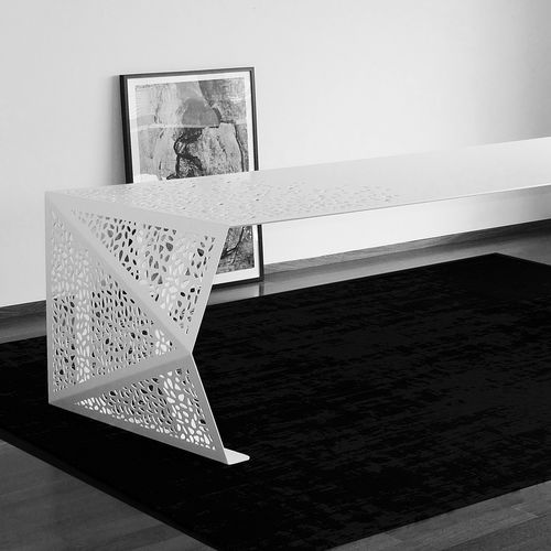 Mesa de conferencia de diseño original - BPLAN - de acero / rectangular / a medida