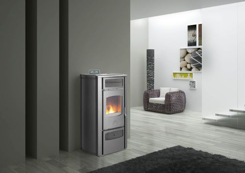Estufa de pellets - MARYLIN  - KARMEK ONE SRL - contemporánea / de acero