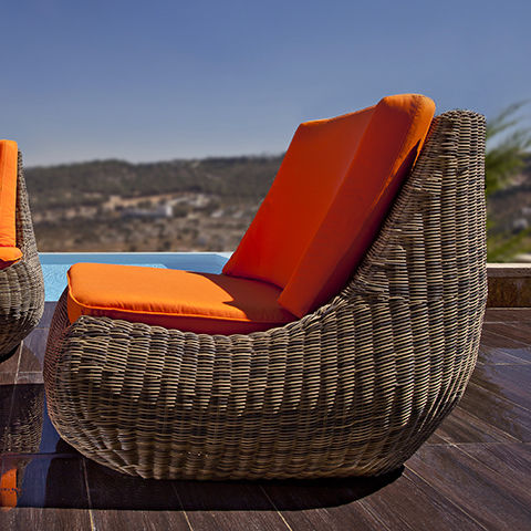 Sillón bajo contemporáneo - LAZY - Rattan House - de ratán / de jardín