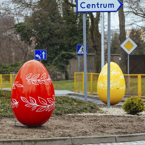 escultura decoración de Pascua - Terra Group