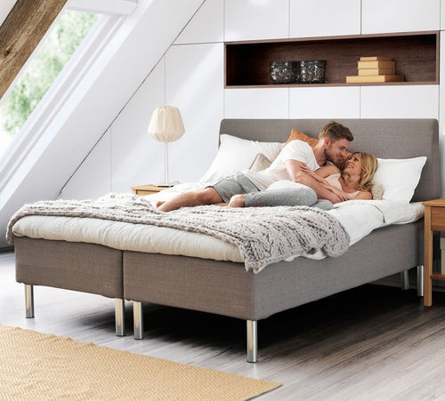 Cama de matrimonio - DIPLOMAT NORDIC - Jensen - contemporánea / tapizada / con cabecero