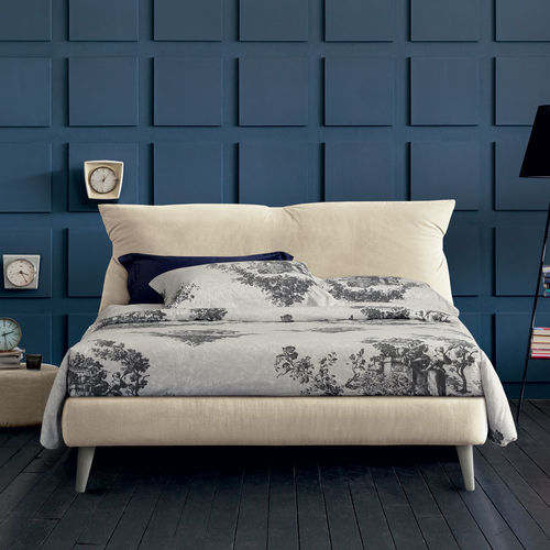 Cama de matrimonio - DAN - OGGIONI - individual / contemporánea / tapizada