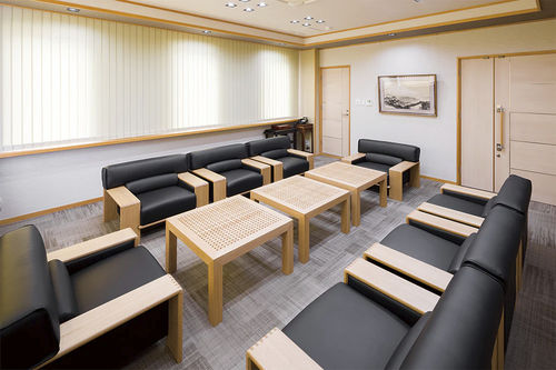 sillón contemporáneo - CondeHouse