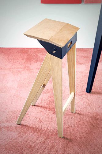 Taburete de estilo - GRUTTO - studioVIX - de madera / con base de madera / ergonómico