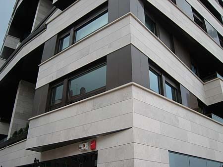 Revestimiento de fachada de paneles - BLANCO RIBERA® - ARENISCAS STONE