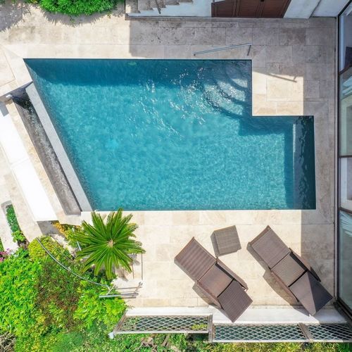 Piscina a medida - IXESS - Diffazur Piscines - de exterior / enterrada / de hormigón