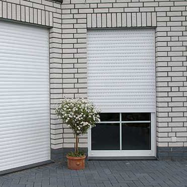 Persiana exterior - NOVELIS - de aluminio / para ventana / para puerta