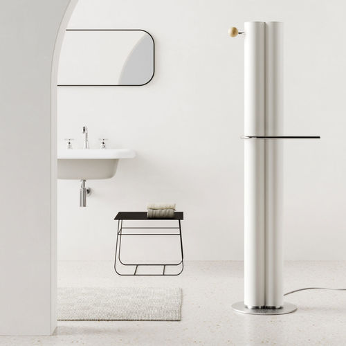 Radiador toallero de diseño original - Ottolungo Bagno - Caleido srl - eléctrico / de agua caliente / 501 w...750 w