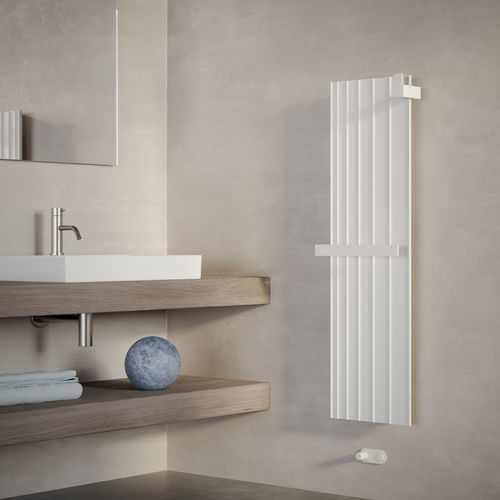 Radiador contemporáneo - Traccia - Caleido srl - eléctrico / de agua caliente / 501 w...750 w