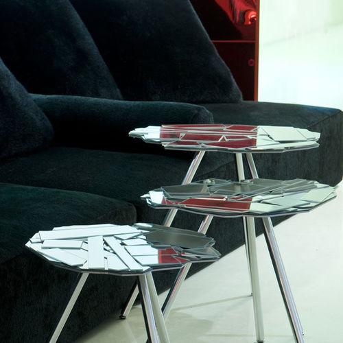 Mesita auxiliar de diseño original - BRASILIA - edra - de aluminio / de metacrilato / con base de aluminio pulido