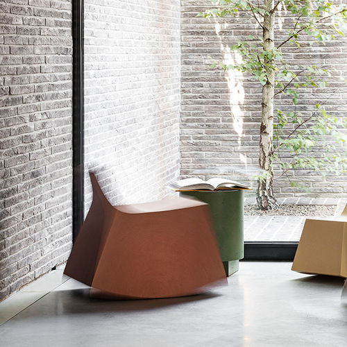 Sillón bajo contemporáneo - BURANO - CIMENTO - de hormigón / de hormigón / PEFC