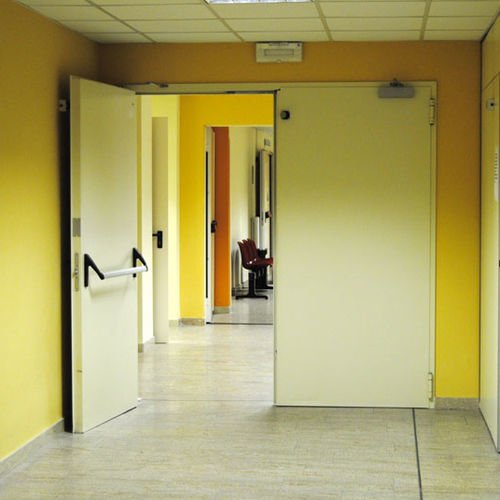Puerta de interior - Endoors - de acero galvanizado / de chapa de acero / abatible