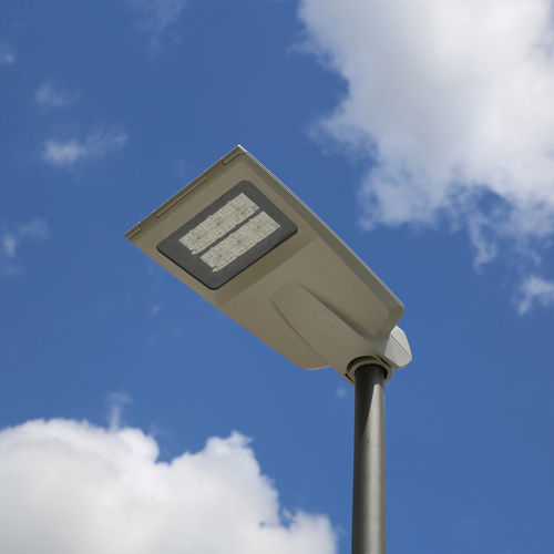 Farola de aluminio fundido - ZELDA - ECLATEC International - urbana / contemporánea / con difusor de vidrio templado