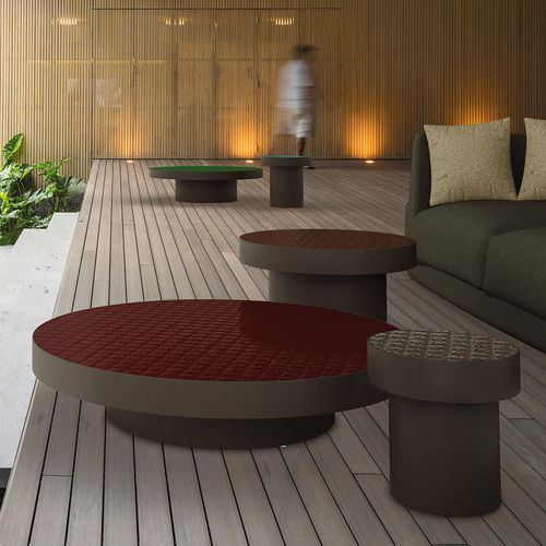 Mesa de centro contemporánea - Hiss - Yaaz - de porcelana / con base de aluminio pintado / redonda
