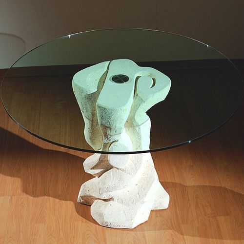 Mesa de comedor contemporánea - Mezzaluna - stonebreakers - de vidrio / con base de piedra / redonda