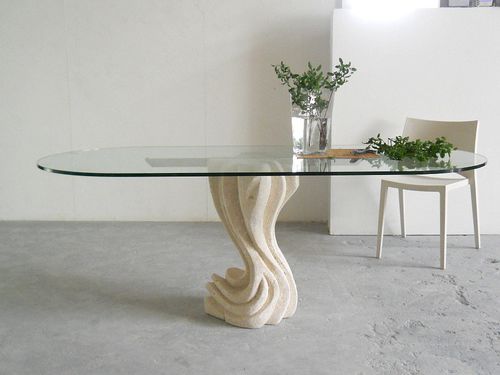 Mesa de comedor contemporánea - Essenza - stonebreakers - de cristal / con base de piedra / ovalada