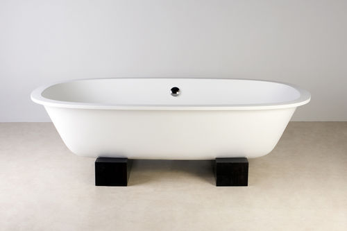 Bañera ovalada - ZENITH - Dado Creations Pty (LTD) - con patas / de compuesto de cuarzo / blanca