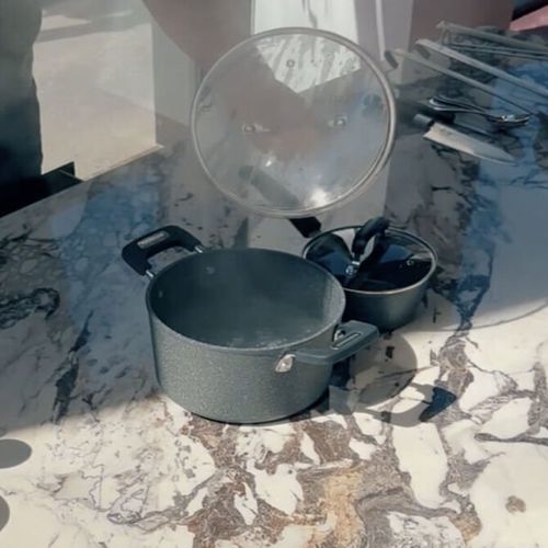 Mesa con plancha de cocción - LIVING PIANO COTTURA - Riflessi - contemporánea / de cerámica / con base metálica pintada