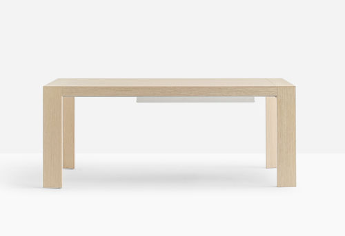 Mesa contemporánea - SURFACE TSU2 - PEDRALI - de roble / de chapa de madera / con base de roble