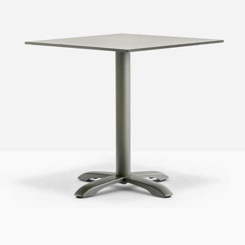 Mesa bistró contemporánea - EASY 4761 - PEDRALI - de madera / con base de acero / con base de hierro fundido