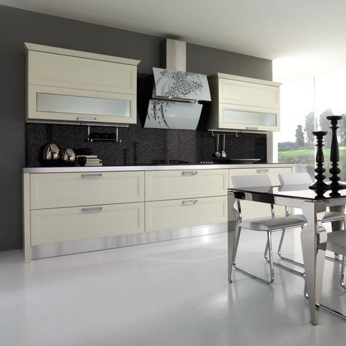 Cocina contemporánea - VICTORIA - Torchetti Cucine - de madera / con asas / lacada