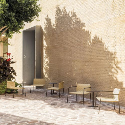 Sillón contemporáneo - COSTA - Andreu World - de tejido / de aluminio / apilable