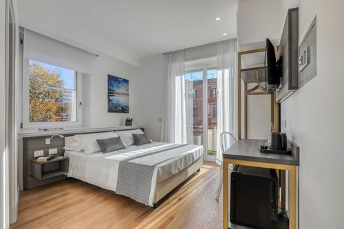 Habitación de hotel contemporánea - CIVITAVECCHIA (RM) - MOBILSPAZIO S.r.l