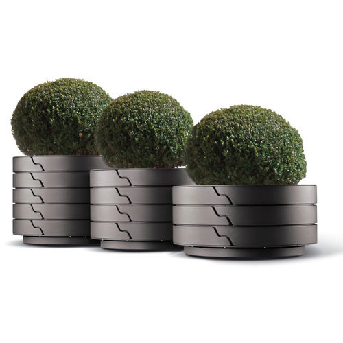 Jardinera de chapa de acero - FLÒ - METALCO - de acero pintado / de madera de frondosa / redonda